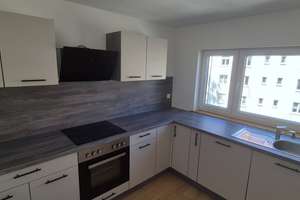 1750 € - 107 m² - 4.5 Zi.
Zentral gelegene Wohnung an der Donau
Kernsaniert in 2024 – Die vollständige Adresse der Immobilie erhältst du vom Anbieter., 89231 Neu-Ulm – Vorschaubild 9