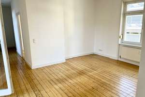 ***Kernsaniert: Helle 2 Zi. Altbauwohnung mit Balkon, zentrale Lage*** – Bunsenstraße 1, 65203 Biebrich, Wiesbaden – Vorschaubild 7