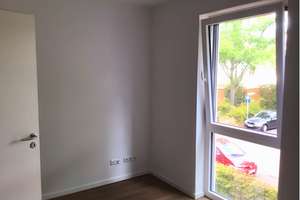 ** Großzügige 4-Zimmer-Wohnung mit SONNENBALKON und 2 BÄDERN, sowie mit oder ohne EINBAUKÜCHE - S...