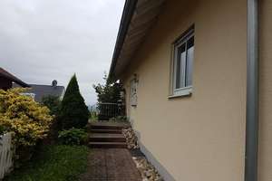 Wohnen mit Charakter: Großzügige 4-Zimmer-Wohnung in Künzell – Die vollständige Adresse der Immobilie erhältst du vom Anbieter., 36093 Künzell – Vorschaubild 2