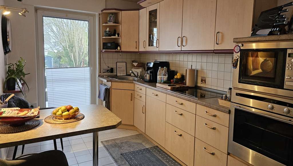 Immobilie in Sulingen - Großzügige Erdgeschosswohnung mit 2 Zimmern, Balkon und PKW-Stellplatz - Bild 0