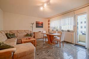 Ruhiges City-Zuhause mit Charme – 2-Zimmer-Wohnung mit Balkon & Aufzug