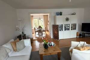 Stadthaus mit Südgarten · 160 m² · 8 Zimmer · zentral in Husum – Osterende 82, 25813 Husum – Vorschaubild 1