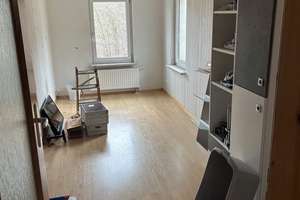 Modernes Einfamilienhaus mit Panoramafenstern, Kamin und sonnigem Garten – Die vollständige Adresse der Immobilie erhältst du vom Anbieter., 7073 Greiz – Vorschaubild 5