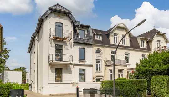 Bild von Stilvoll investieren: Vermietete Jugendstil-Villa mit 3 Einheiten & Stellplatzrendite
