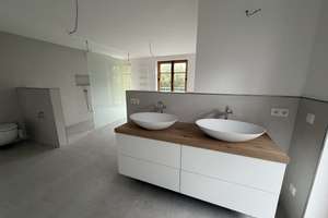 Exklusives Einfamilienhaus in Jöllenbeck - 7ZK2B  / 3.700m2 eingezä. Grundst. Teich Wellness-BAD – Beckendorfstraße 167, 33739 Dornberg, Bielefeld – Vorschaubild 19