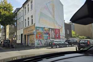 Altbau mit Grundstück, 2 km vom Dom, 6 m Front, 30 m Seite - zur Renovierung oder Neubau – Hartwichstrasse 65, 50733 Köln – Vorschaubild 4