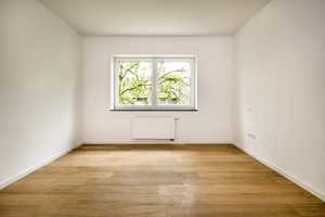 ***Geräumige und frisch sanierte Wohnung am Borsigplatz*** – Oesterholzstraße 34, 44145 Dortmund – Vorschaubild 3