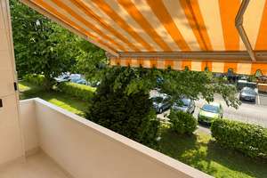 Helle, großzügige 3 Zimmer-Balkonwohnung mit EBK! Nah am Kuhsee
