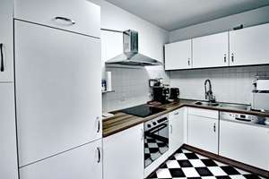 Ruhig und Sonnig:  2-Zimmer-Wohnung mit Balkon