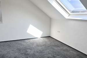 Lebendig wohnen in Bielefeld: 3-Zimmer-Dachgeschosswohnung – 33647 Brackwede, Bielefeld – Vorschaubild 5
