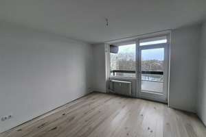 Attraktive 3-Zimmer Wohnung im 5. OG mit Balkon in Köln-Riehl – An der Schanz 1, 50735 Riehl, Köln – Vorschaubild 6