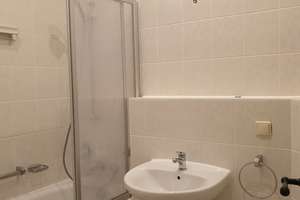 Modernisierte Wohnung mit zwei Zimmern und Balkon in Leipzig – Dinterstraße 36, 4157 Gohlis-Mitte, Leipzig – Vorschaubild 4