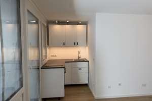 Erstbezug nach Sanierung mit Einbauküche und Balkon – Annette-Kolb-Anger 15, 81737 Neuperlach, München – Vorschaubild 2