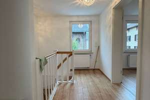 Seltene Gelegenheit: Kernsaniertes Zweifamilienhaus plus Baurecht für 3 weitere Einheiten – 60435 Eckenheim, Frankfurt am Main – Vorschaubild 12