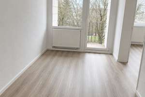 Jobcenter - جوب سنتر - Джобцентер - deine neue Wohnung ist fertig! – Geschwister-Scholl-Str 18, 45279 Horst, Essen – Vorschaubild 2
