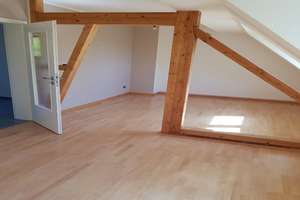 Schöne Maisonette Wohnung mit Klimaanlage in Benrath