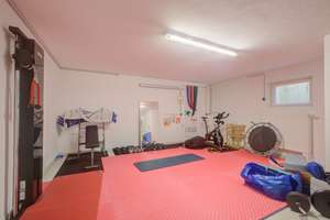 Zum Selbstbezug - Traumhaus mit Pool und zahlreichen Highlights in Schwabhausen! – Die vollständige Adresse der Immobilie erhältst du vom Anbieter., 85247 Schwabhausen – Vorschaubild 32