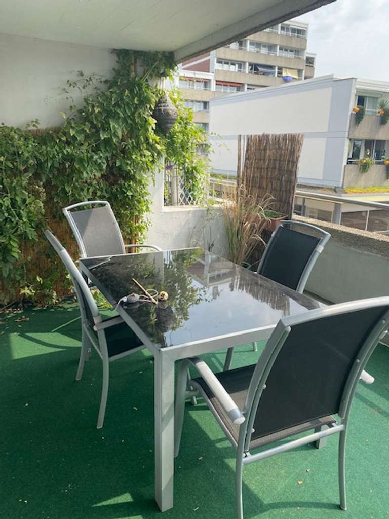 Andrea Carta offeriert : Wohnen mit Ausblick im Boxbergring -