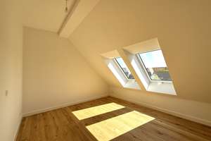 Modernes Wohnen über den Dächern: 4-Zimmer-Erstbezug mit Aufzug, Terrasse und Kochinsel – Bizetstraße 125, 13088 Weißensee, Berlin – Vorschaubild 22