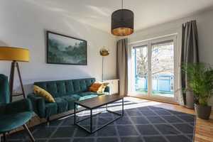 Stilvoll möbliert! Helle 2-Zimmer-Wohnung mit Balkon im Herzen von Prenzlauer Berg – Bötzowstraße 72, 10407 Berlin – Vorschaubild 1