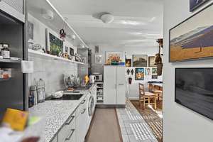 Vermietete 2-Zimmer-Dachgeschoss-Wohnung in Stuttgart-West – Die vollständige Adresse der Immobilie erhältst du vom Anbieter., 70197 Hasenberg, Stuttgart – Vorschaubild 8