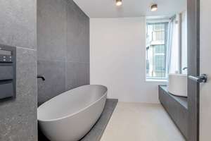 Schöne 4-Zimmer-Wohnung im Oval direkt am Traditionsschiffhafen – Die vollständige Adresse der Immobilie erhältst du vom Anbieter., 20457 HafenCity, Hamburg – Vorschaubild 23