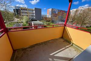 ***NUR FÜR SENIOREN*** Einbauküche, Duschbad, Balkon und Fahrstuhl...!!! – Erich-Schlesinger-Str. 0, 18055 Südstadt, Rostock – Vorschaubild 4