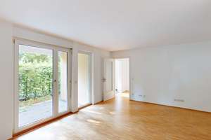 Attraktive 4 Zimmer Wohnung mit Balkon und separater Küche – Engasserbogen 36, 80639 Nymphenburg, München – Vorschaubild 1