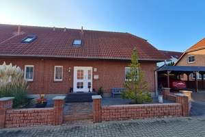 Neuwertige Doppelhaushälfte in Salzgitter-Bad! – Die vollständige Adresse der Immobilie erhältst du vom Anbieter., 38259 Salzgitter-Bad, Salzgitter – Vorschaubild 2
