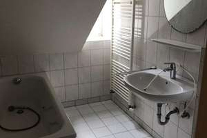 2-Zimmer-Dachgeschosswohnung am Europaplatz zu vermieten! – Bischofstr. 13, 52068 Adalbertsteinweg, Aachen – Vorschaubild 4