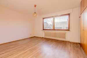 Ganderkesee-Ort | Großes Einfamilienhaus mit Einliegerwohnung und Doppelgarage direkt am Feld – Oldenburg (Kreis) – Vorschaubild 9