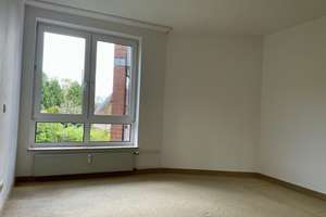 Großzügige 4-Zimmer-Wohnung in Lörick, Düsseldorf – Anrather Weg 2, 40547 Lörick, Düsseldorf – Vorschaubild 14