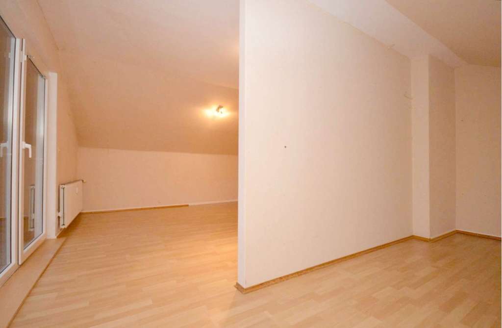 Immobilie in Langelsheim - Schöne, moderne 3-Zimmer-Wohnung mit Balkon und toller Aussicht in Lautenthal. - Bild 2