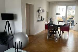 Helle Etagenwohnung in Uni-Nähe