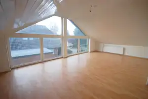 Einfamilienhaus in Rolfsbüttel – Großzügige 7 Zimmer und teilbares Grundstück für ein Neubau – Gifhorn (Kreis) – Vorschaubild 12