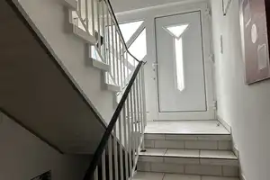 VR IMMO: Siegen-Alte Dreisbach, topgepflegtes Reihenmittelhaus mit tollem Garten! – Siegen-Wittgenstein (Kreis) – Vorschaubild 6