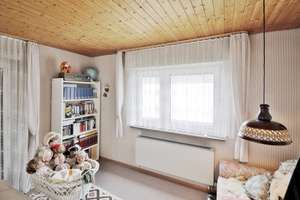 Familienfreundliches Einfamilienhaus mit Garten & viel Platz – sofort verfügbar – Die vollständige Adresse der Immobilie erhältst du vom Anbieter., 75196 Remchingen – Vorschaubild 9