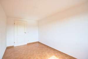 +++ Bezugsfreie und Stilvolle 3-Zimmer-Dachgeschosswohnung mit Altbaucharme in Dresden-Trachau +++ – Die vollständige Adresse der Immobilie erhältst du vom Anbieter., 1139 Mickten, Dresden – Vorschaubild 25