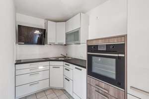Provisionsfrei – Helles, zentrales Apartment 
in gutem Zustand – Die vollständige Adresse der Immobilie erhältst du vom Anbieter., 71034 Böblingen – Vorschaubild 6