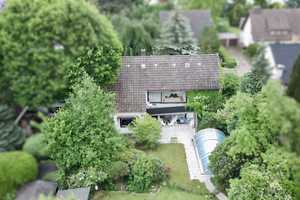 Großzügiges Ein- oder Zweifamilienhaus mit Pool in Benthe – Flexibilität trifft Wohnkomfort – Lakefeldstraße 15, 30952 Hannover (Kreis) – Vorschaubild 3