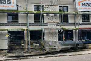 Moderne Doppelhaushälfte im Bauhaus-Design in zentraler Lage in Bogenhausen – München – Vorschaubild 1
