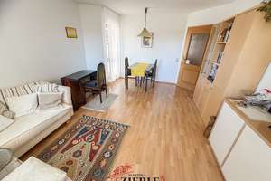 Gelegenheit! Wohnung in traumhafter gefragter Lage mit fantastischer Aussicht. Balkon + 2x TG-Platz! – Die vollständige Adresse der Immobilie erhältst du vom Anbieter., 73033 Göppingen – Vorschaubild 2
