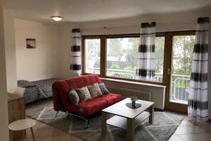 1-Z. Apartment, möbliert, eigenes Badezimmer, Balkon, Terrasse / Küche u. Garten zur Mitnutzung