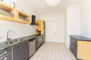 Große, bezugsfreie 3-Zimmer-Wohnung mit Süd-Balkon – Gürtelstraße 26a, 10247 Friedrichshain, Berlin – Vorschaubild 8
