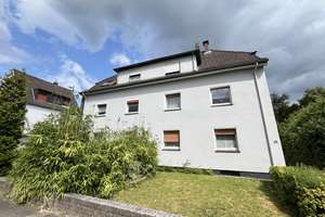 *DACHBODEN MIT POTENZIAL ZUM AUSBAUEN* - IN ANGERMUND – Zur Lindung 25-27, 40489 Angermund, Düsseldorf – Vorschaubild 4