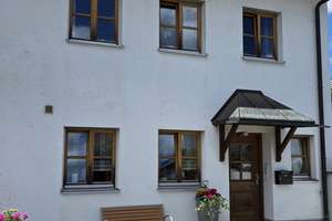 **Ehemaliges Gasthaus u. angebautes Wohnhaus mit vielen Möglichkeiten, Ideen zu verwirklichen** – Die vollständige Adresse der Immobilie erhältst du vom Anbieter., 84066 Mallersdorf-Pfaffenberg – Vorschaubild 3