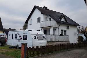 Einfamilienhaus mit Einliegerwohnung in 61197 Florstadt