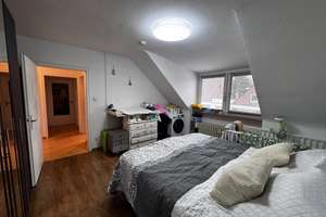 Charmante 3-Zimmer-Wohnung mit Balkon und Garage in Düsseldorf – Die vollständige Adresse der Immobilie erhältst du vom Anbieter., 40470 Mörsenbroich, Düsseldorf – Vorschaubild 8