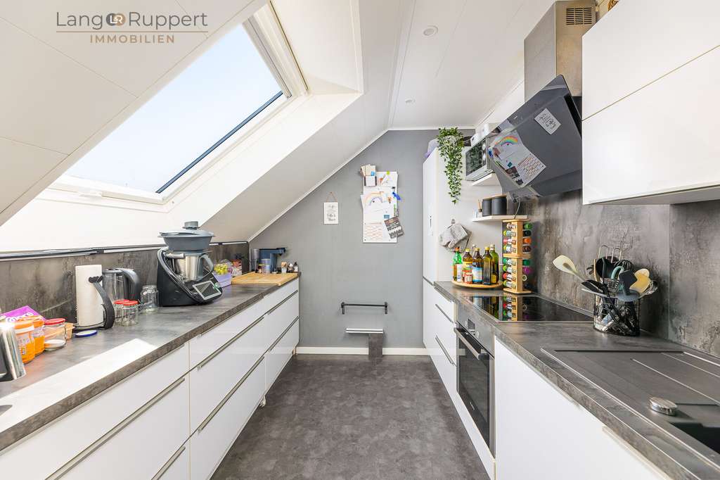 Immobilie in Rimbach - Viel Platz & Potenzial: 3-Zimmer-Wohnung mit Dachterrasse und Stellplatz - Bild 4